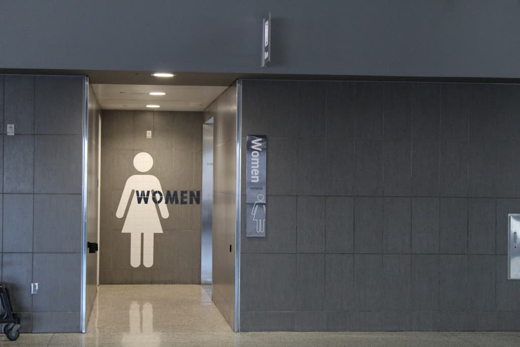 Restroom Womens 1
