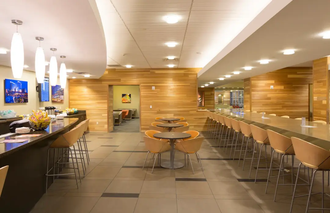 The Club at LAS Photo