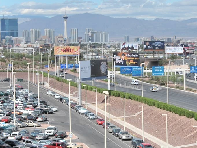 jumbotron Business Real Estate ParkingLotRental